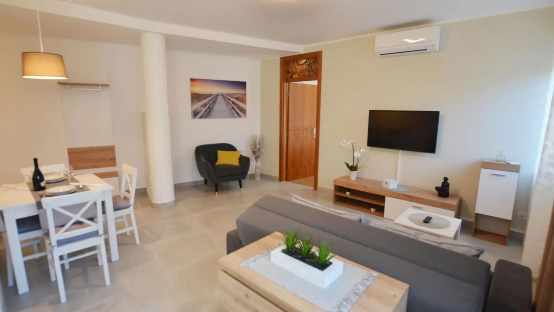 Stylish And Modern Rovinj Apartment